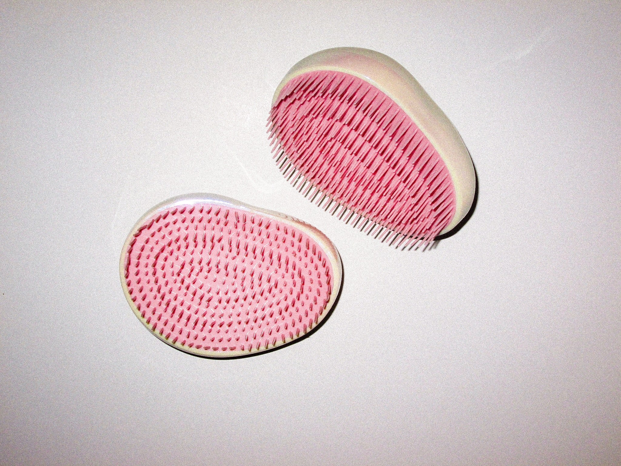 On-The-Move Hair Brush