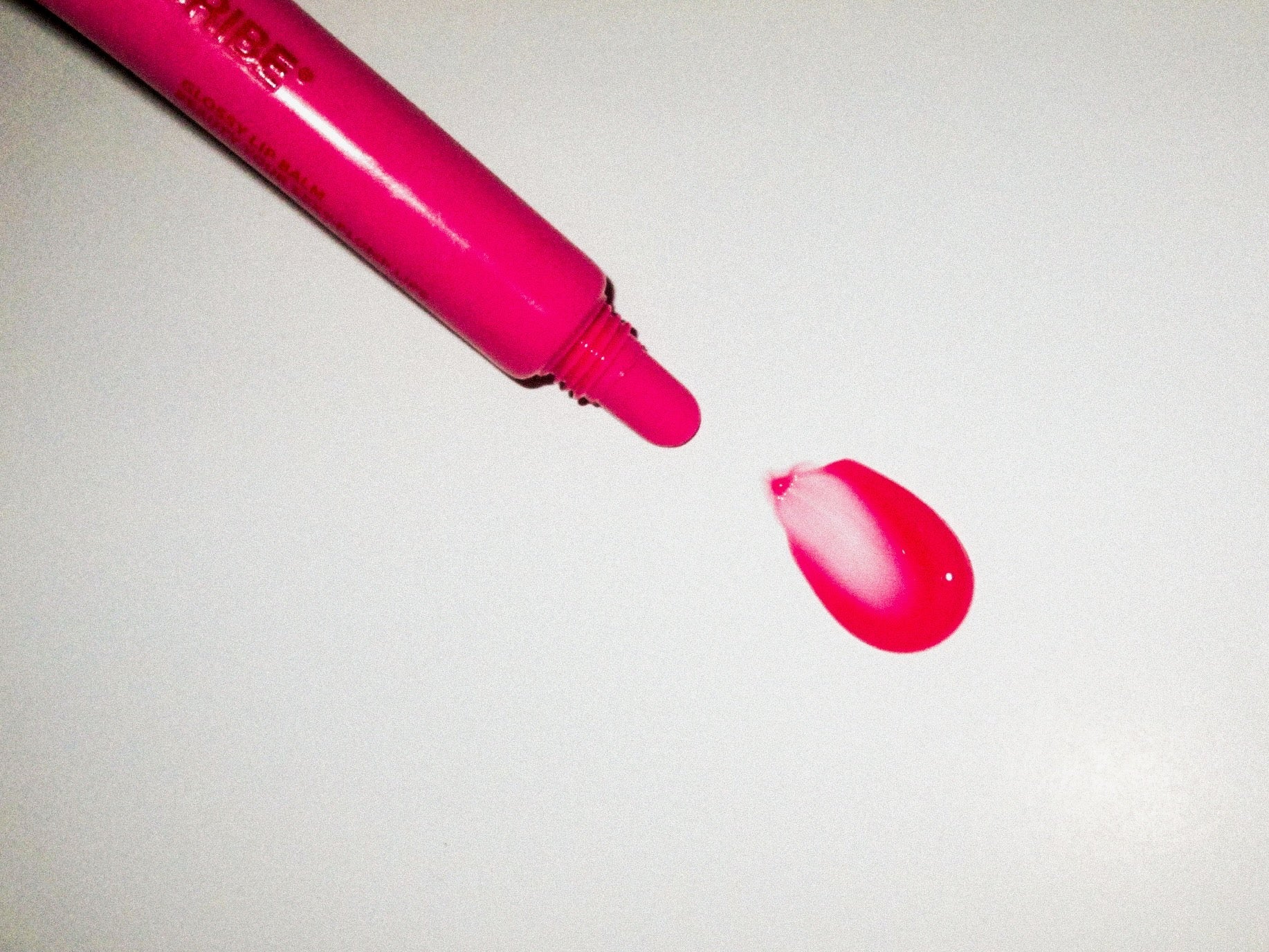 LIP GLOSS