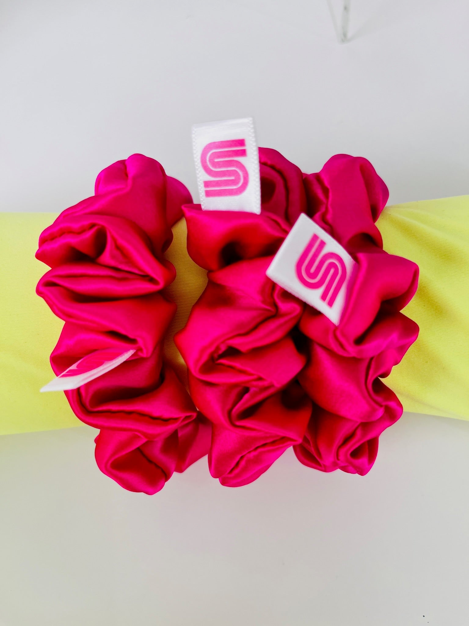 Unsubscribe® Silk Scrunchie 3-pack
